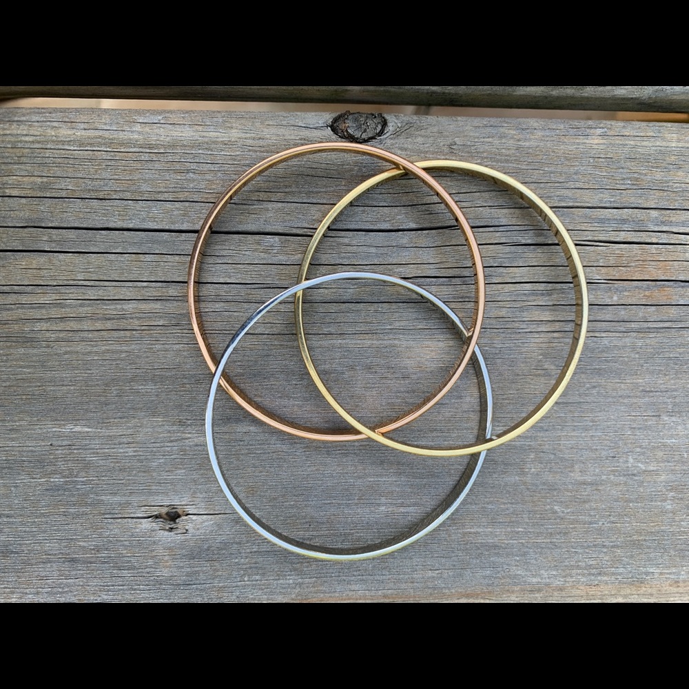 Mixed Metal Interlocking Bangles - Picture 3 of 6